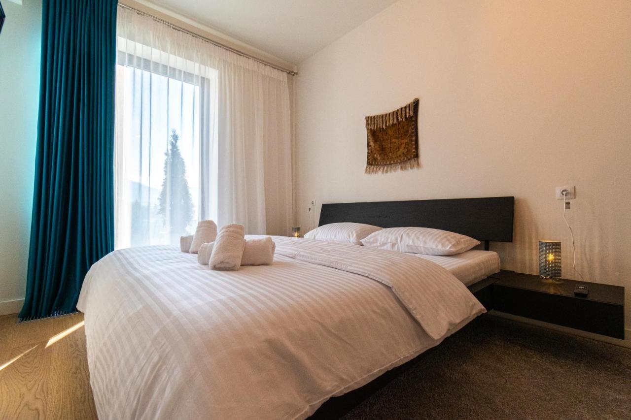 Mirador Bohemian Apt With Views Over Old Town And Tampa Mountain, Near Poiana Brașov Exterior foto