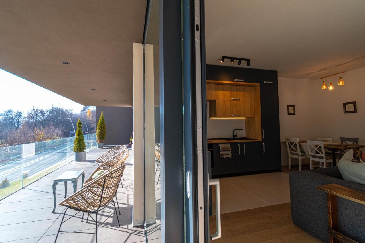 Mirador Bohemian Apt With Views Over Old Town And Tampa Mountain, Near Poiana Brașov Exterior foto